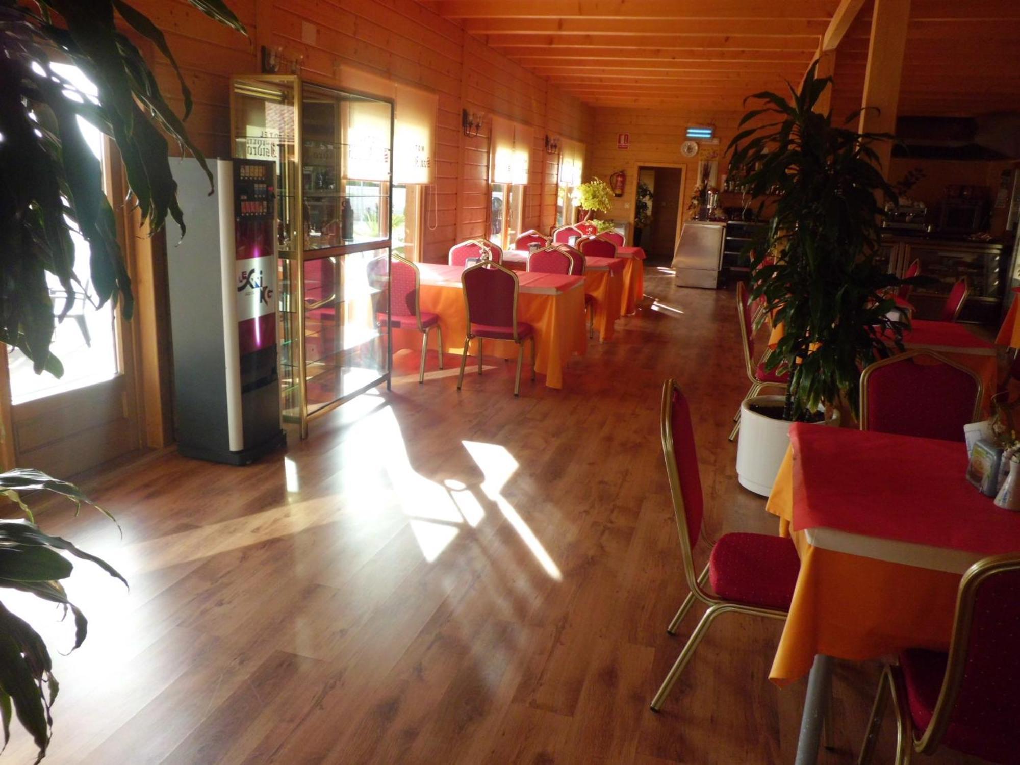 Motel San Isidro Villarrubio Bagian luar foto