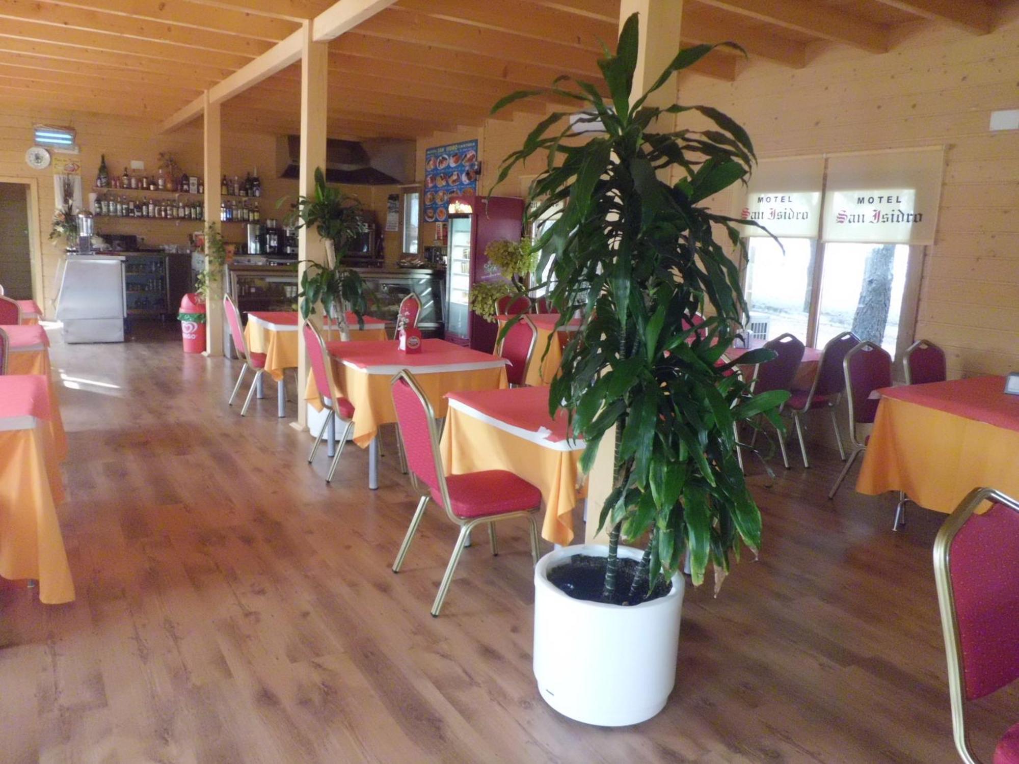 Motel San Isidro Villarrubio Bagian luar foto