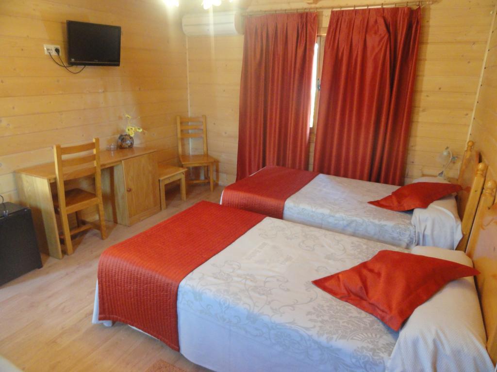Motel San Isidro Villarrubio Bagian luar foto