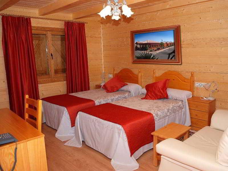 Motel San Isidro Villarrubio Bagian luar foto