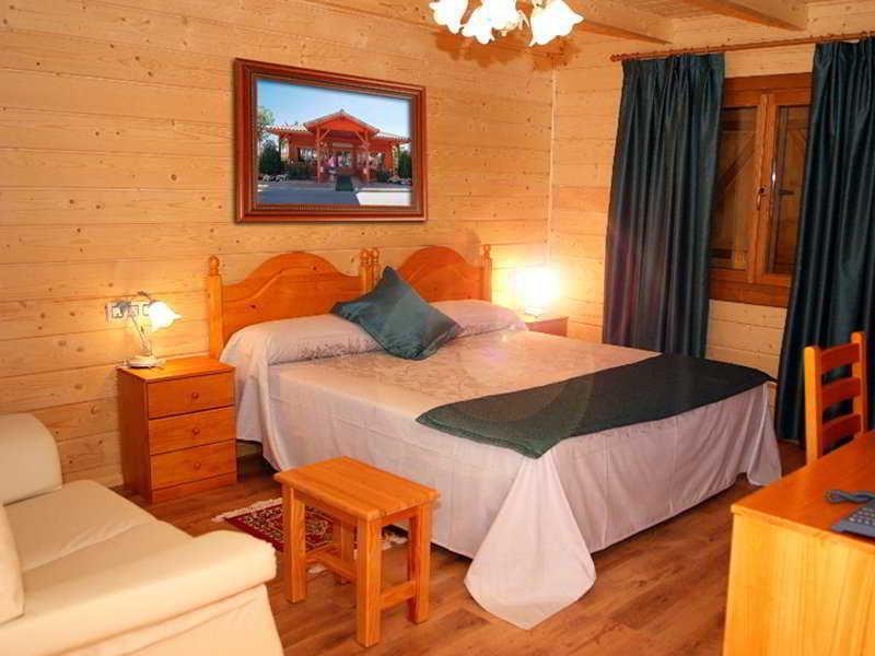 Motel San Isidro Villarrubio Bagian luar foto